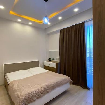 Apartment In The Center Tbilisi Exterior photo